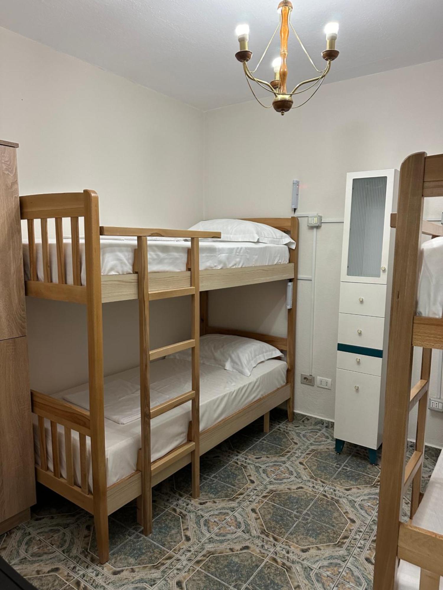 Tirana Lemon Breeze Hostel 외부 사진