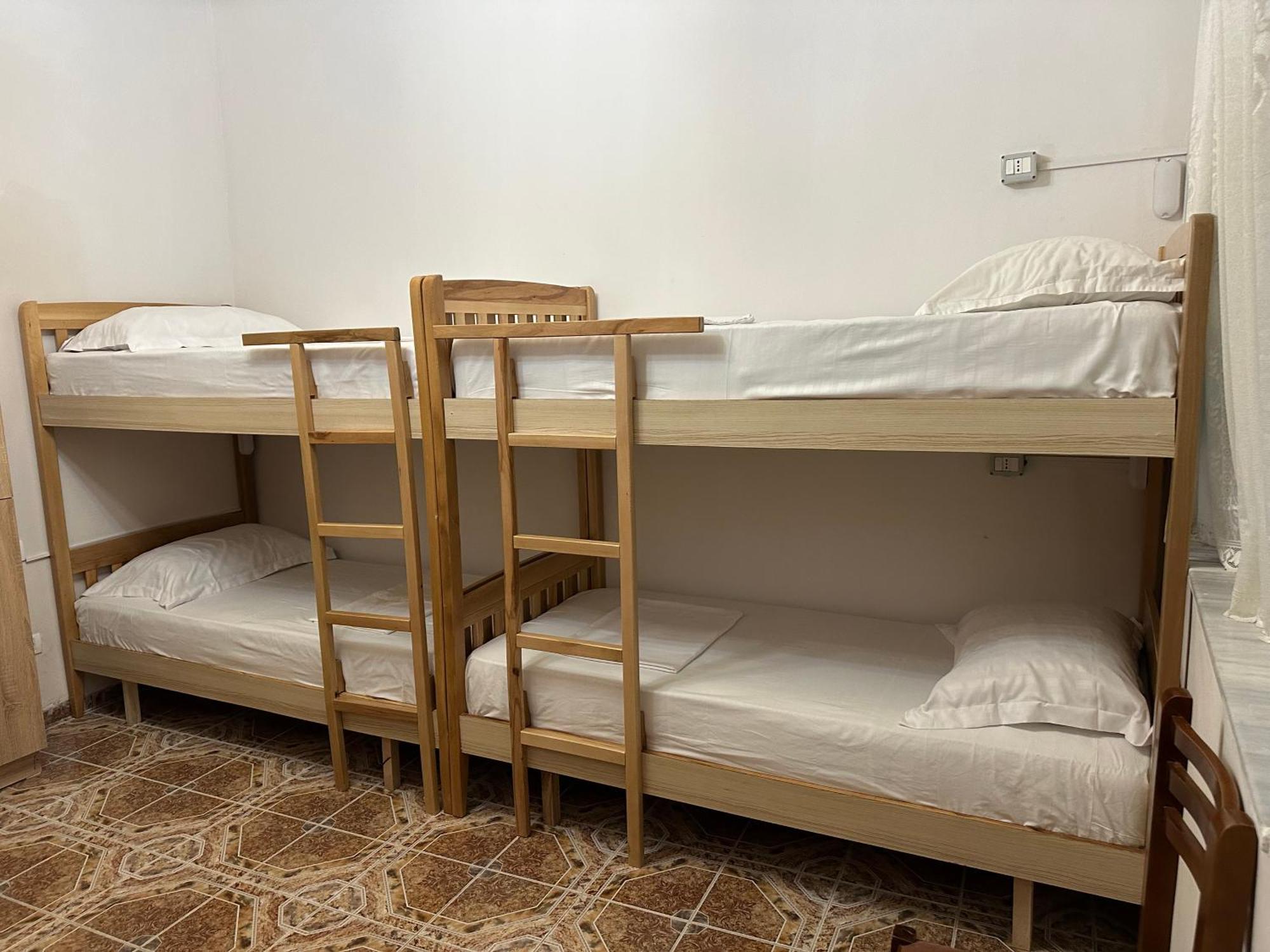 Tirana Lemon Breeze Hostel 외부 사진