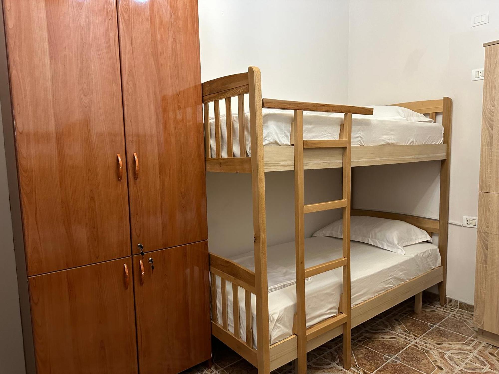 Tirana Lemon Breeze Hostel 외부 사진