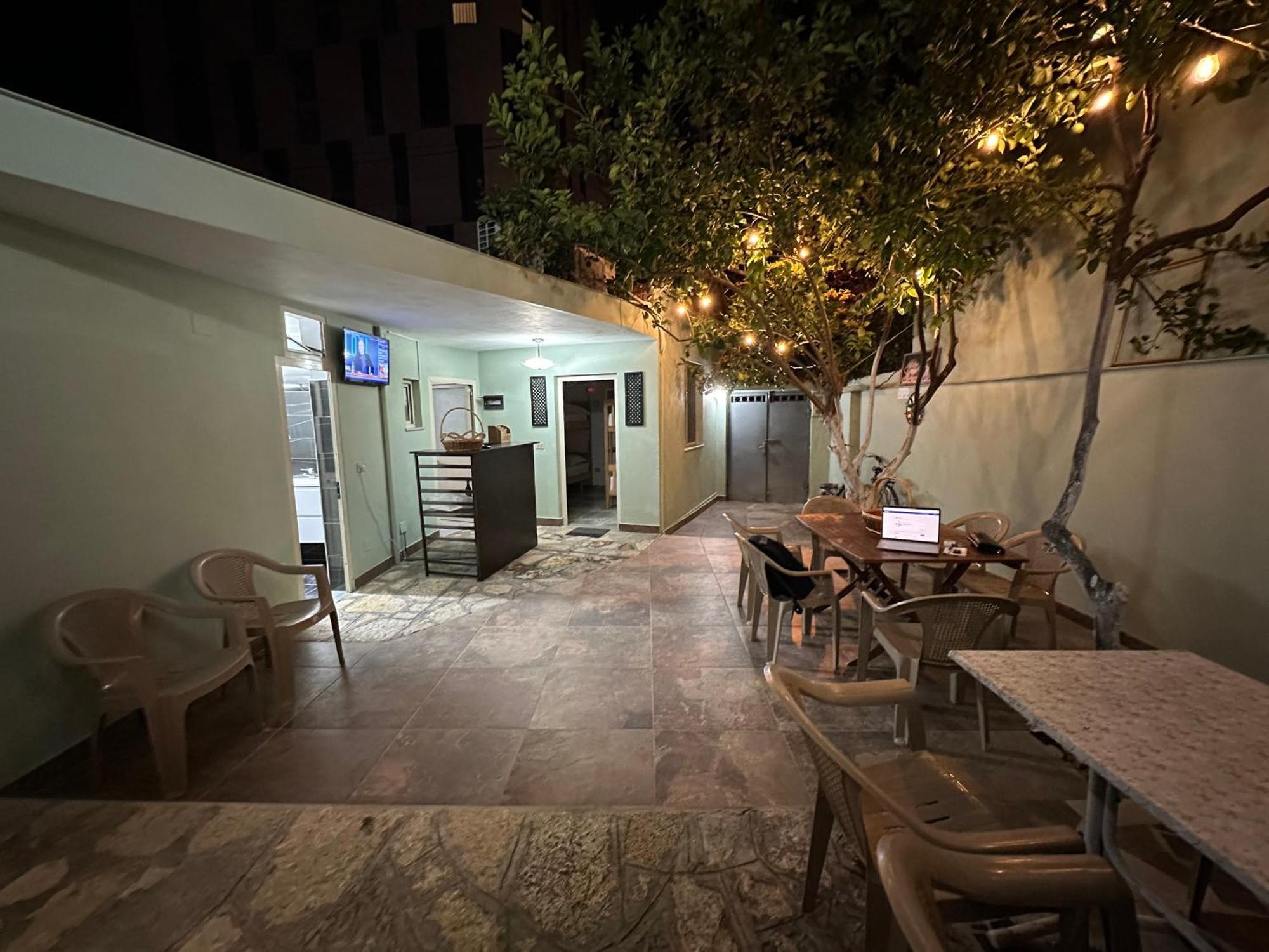 Tirana Lemon Breeze Hostel 외부 사진