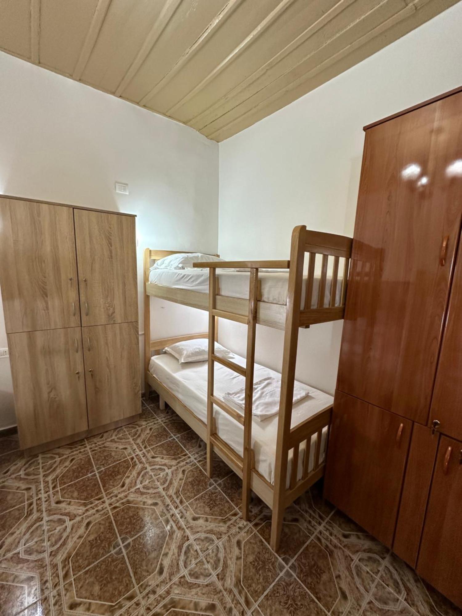 Tirana Lemon Breeze Hostel 외부 사진