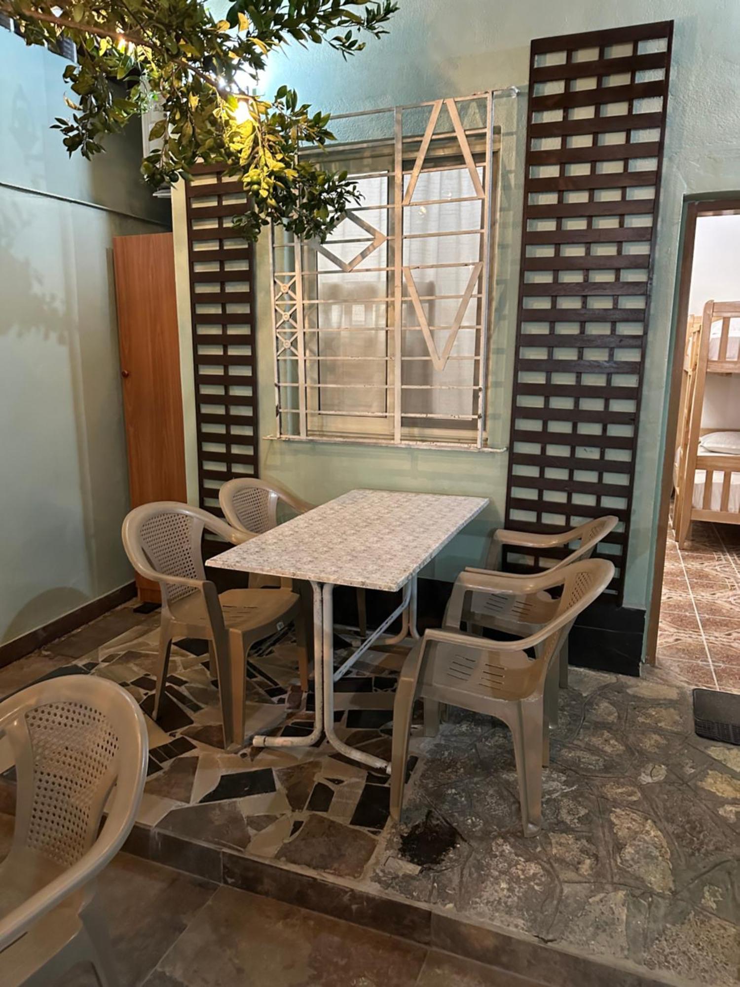 Tirana Lemon Breeze Hostel 외부 사진