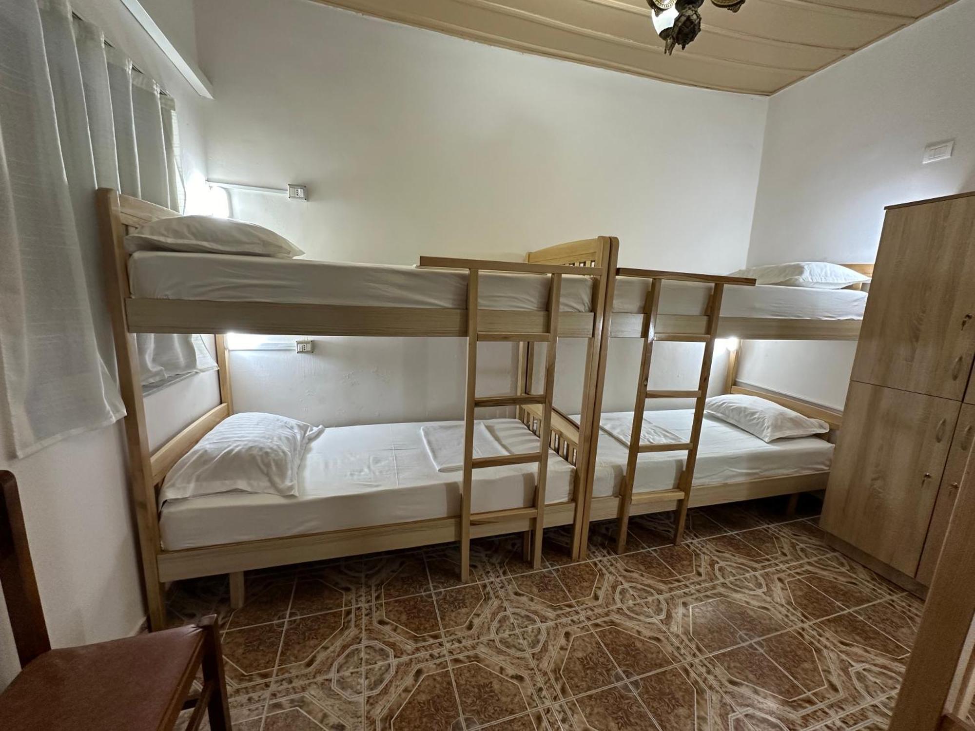 Tirana Lemon Breeze Hostel 외부 사진