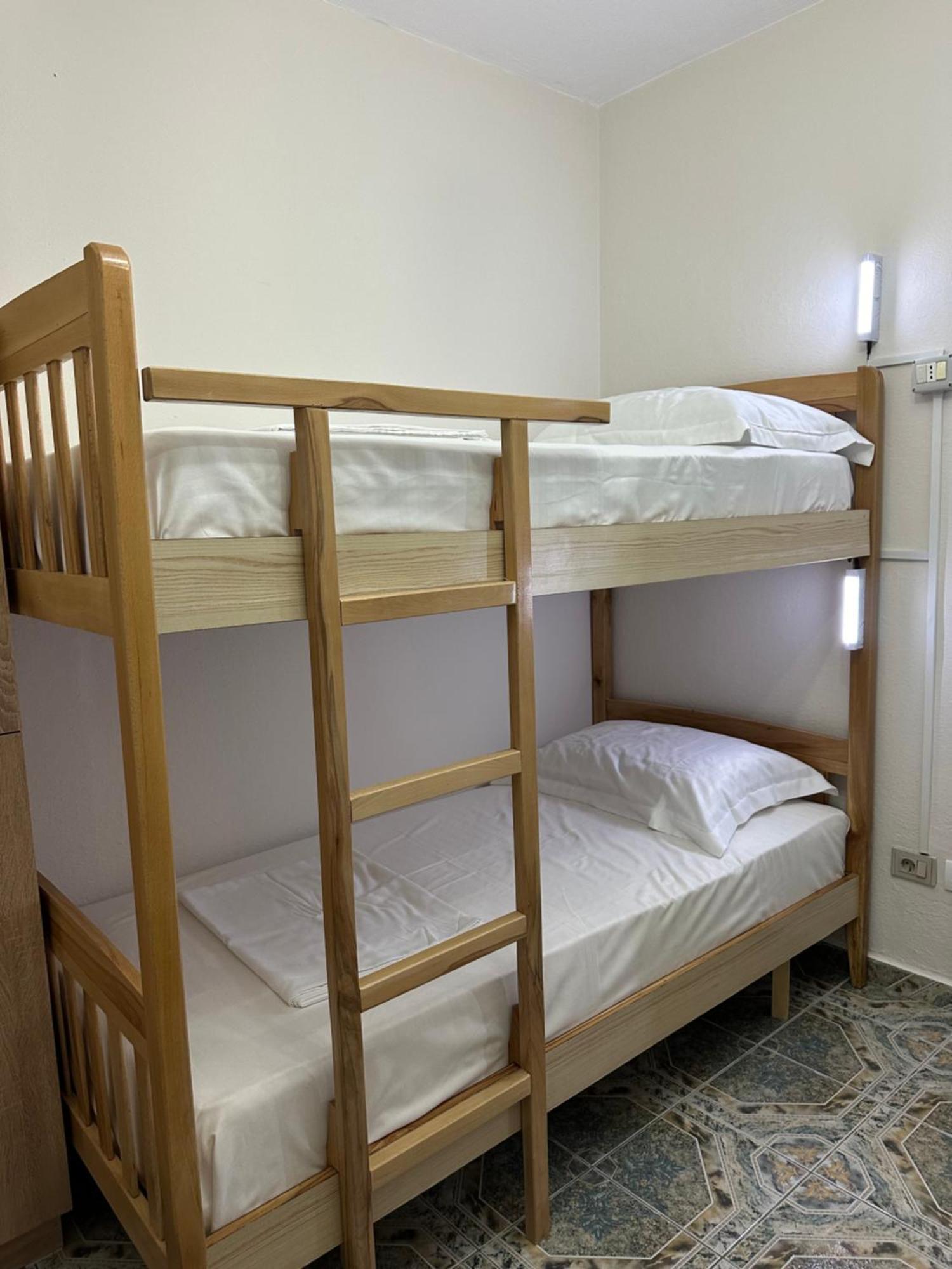 Tirana Lemon Breeze Hostel 외부 사진